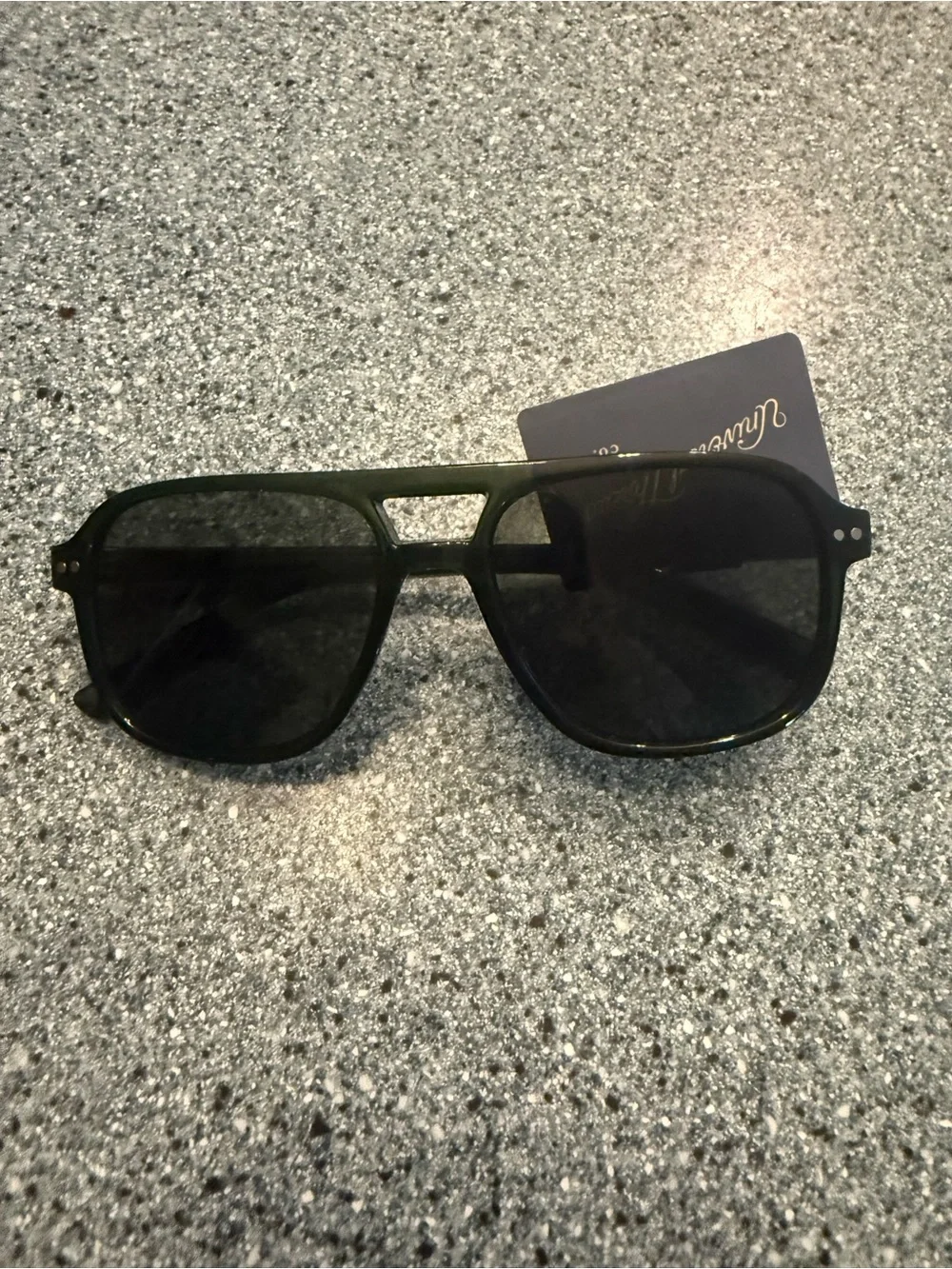 Universal Thread Black Aviator Sunglasses with Dark Lenses